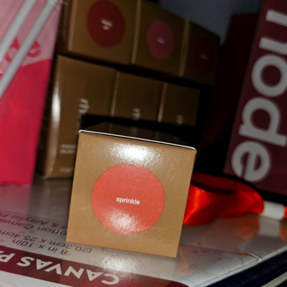 Rhode sprinkle blush